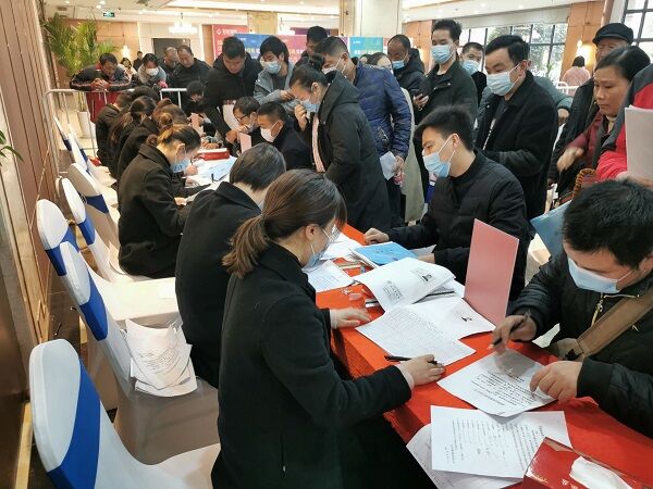 ���εز����ſ�����ٷ�չԲ��ʵ�ֿ�����Ŀ����