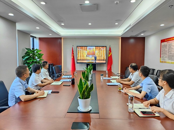 ���εز������ٿ���ί�������������ʵ�йع���